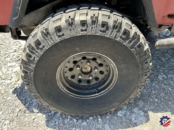 1994-jeep-wrangler-image-7