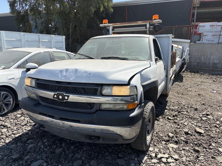 2001-chevrolet-2500hd-image-1