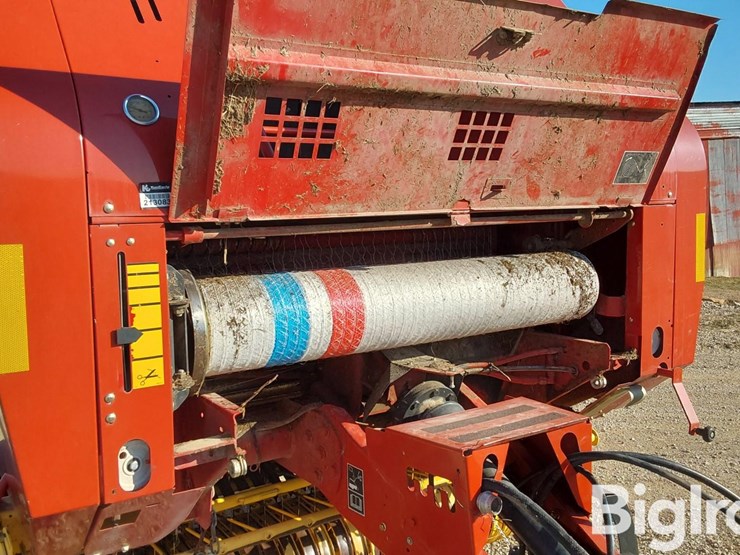 2012-new-holland-br7070-image-14