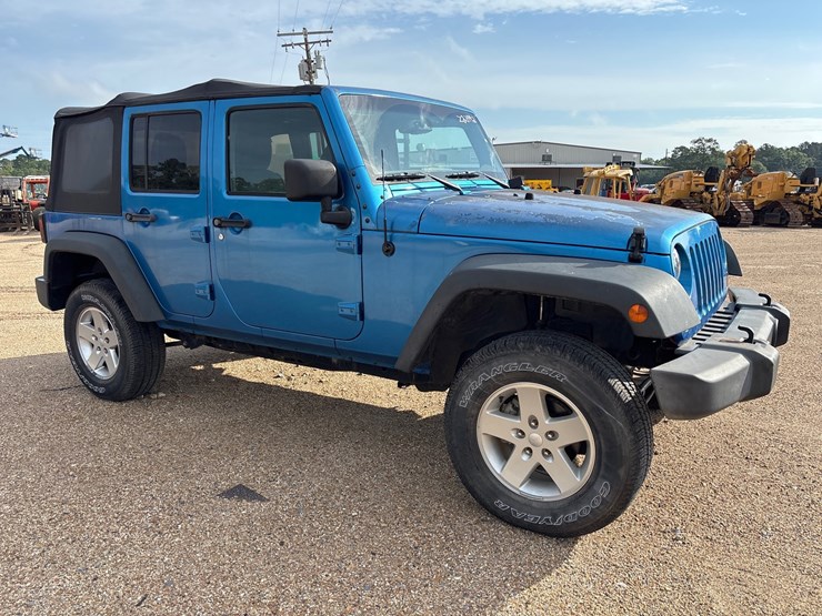 2015-jeep-wrangler-image-2