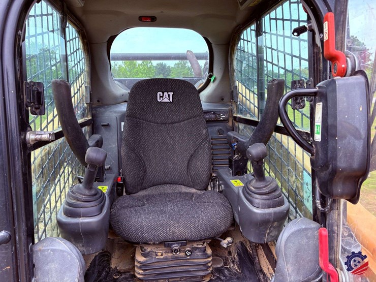 2018-caterpillar-299d2-xhp-image-66