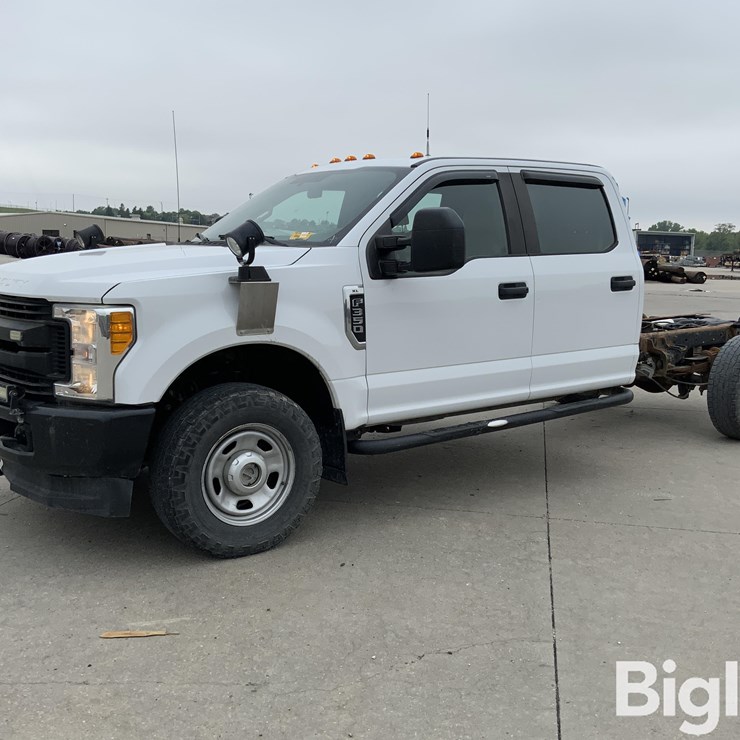2017 FORD F350 XL