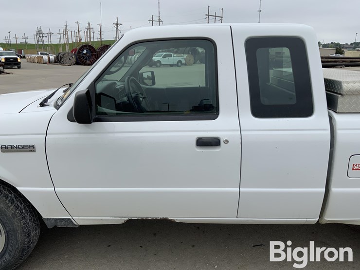 2010-ford-ranger-xlt-image-14