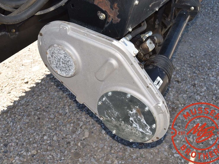 2009-case-ih-2152-image-33