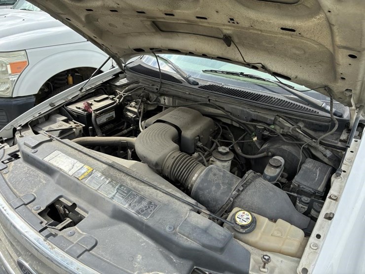 2004-ford-f150-xl-image-7