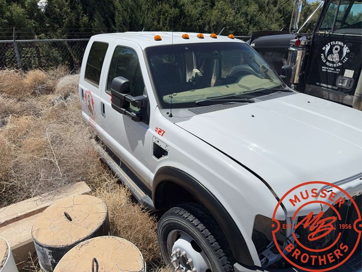 2009-ford-f350-xlt-image-14