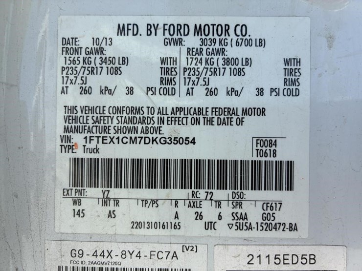 2013-ford-f150-xl-image-18