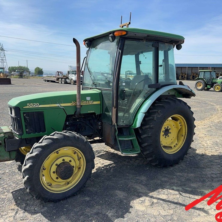 2003 JOHN DEERE 5520