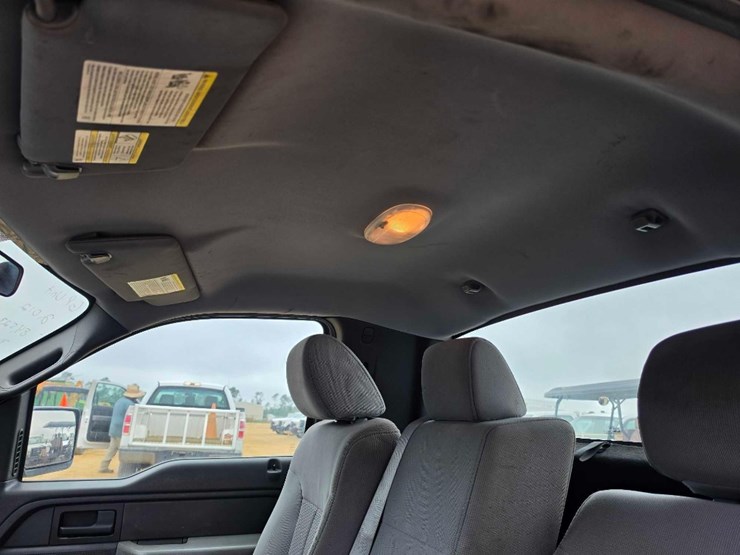 2012-ford-f150-xl-image-9
