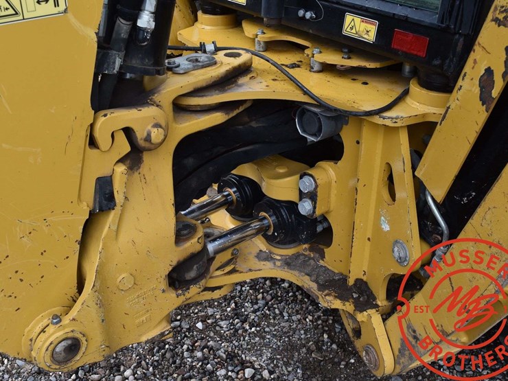 2016-caterpillar-420f2-it-image-39