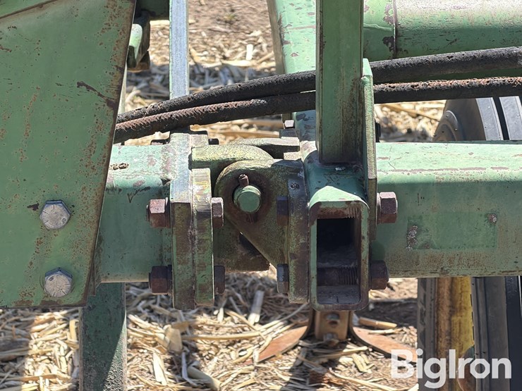 john-deere-36-image-15