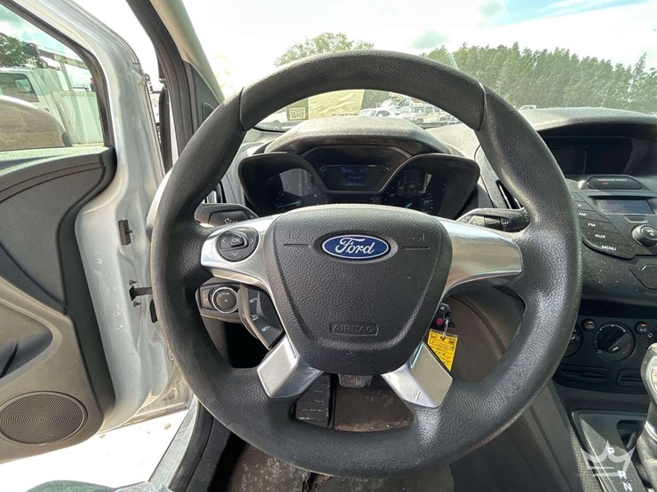 2015-ford-transit-connect-image-15