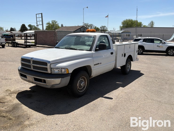 2001-dodge-ram-2500-image-1