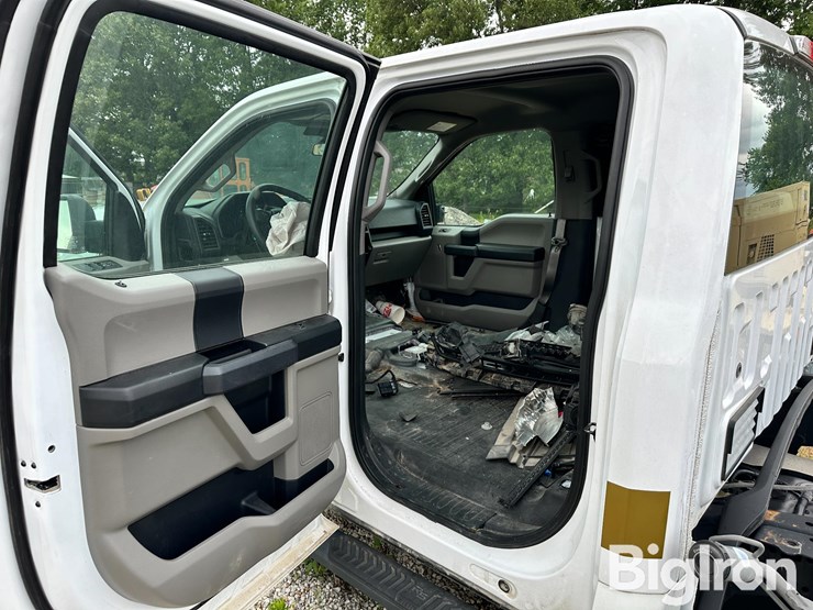 2020-ford-f150-xl-image-18