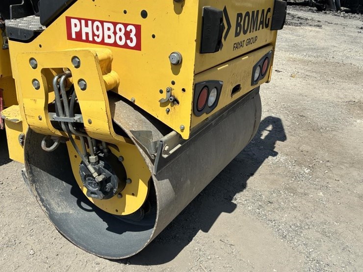 2019-bomag-bw120-image-9