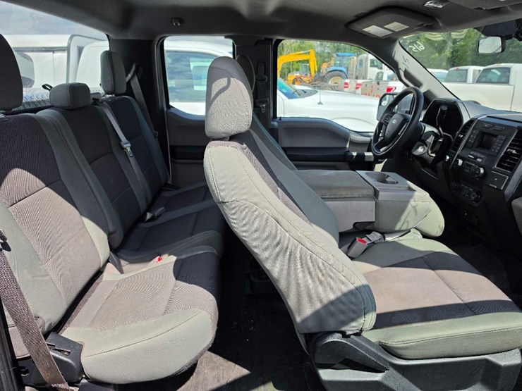 2015-ford-f150-image-8