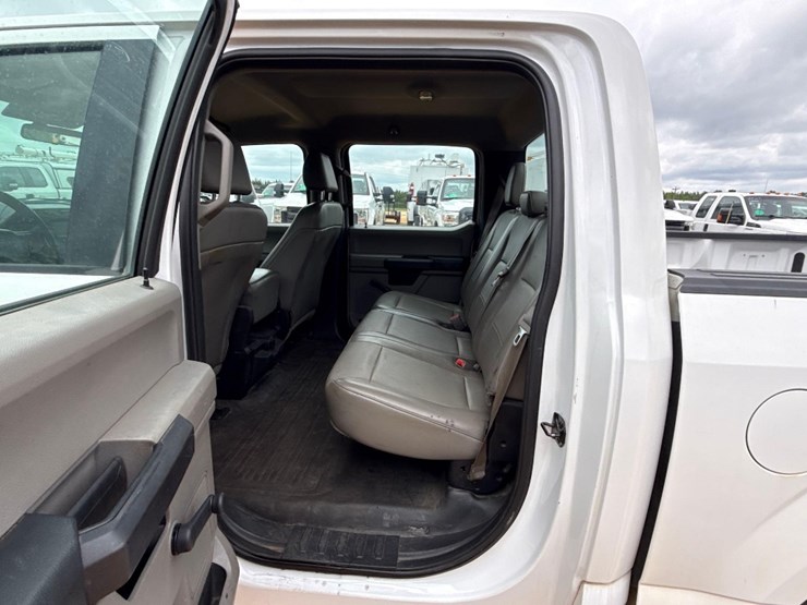 2017-ford-f150-image-12
