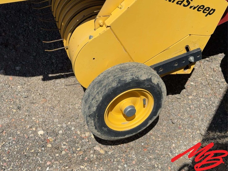 new-holland-br7090-image-25
