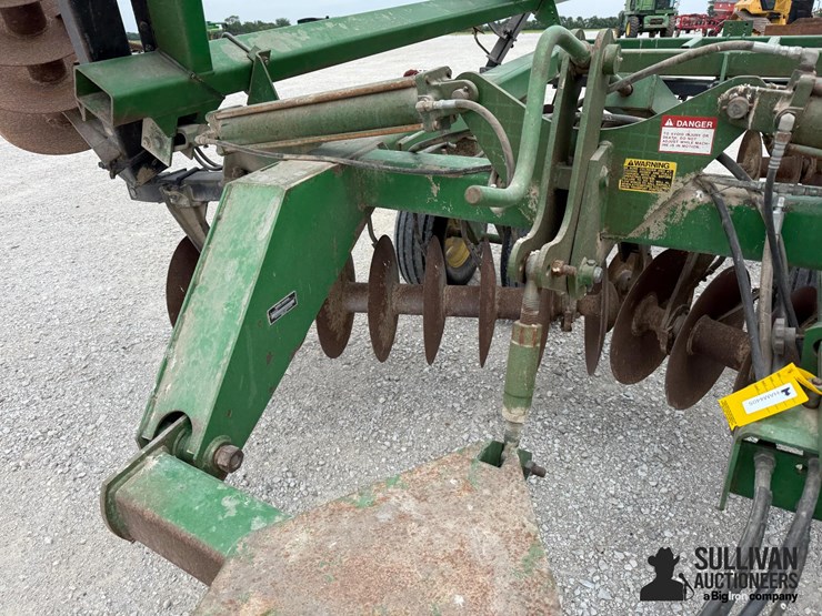 john-deere-630-image-13