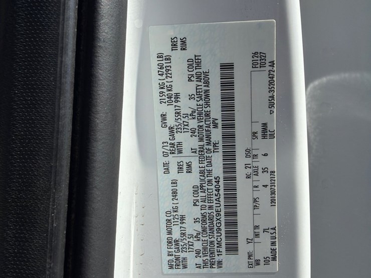 2014-ford-escape-se-image-17