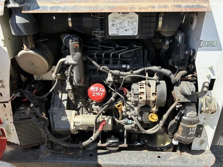 2019-bobcat-t595-image-22