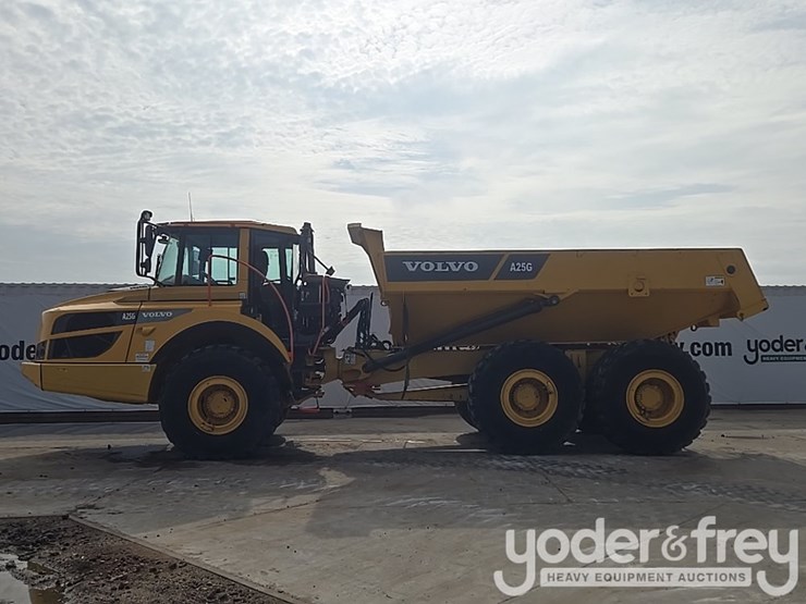 2023-volvo-a25g-image-2