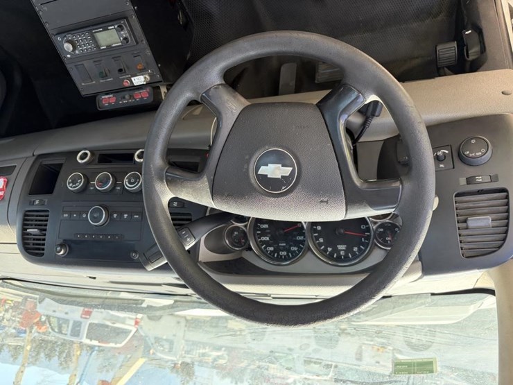 2007-chevrolet-silverado-2500-image-14