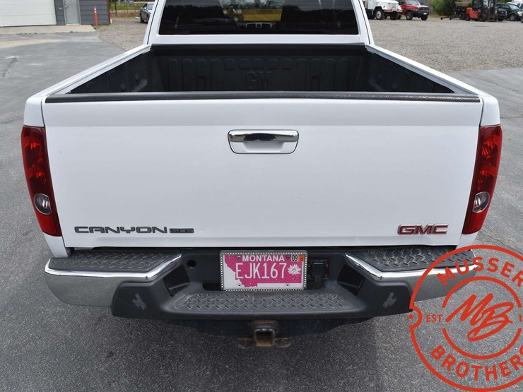 2010-gmc-canyon-sle-image-15