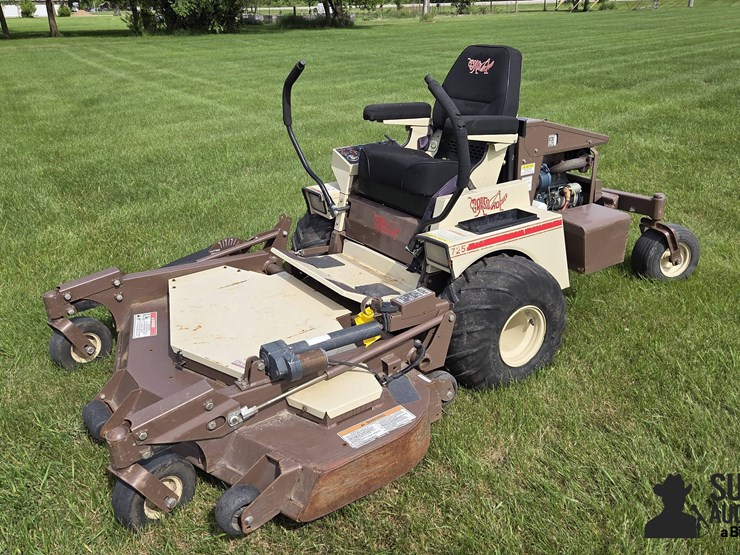 2001-grasshopper-725-image-1