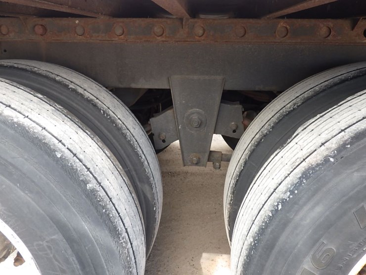 2013-utility-3000r-image-25