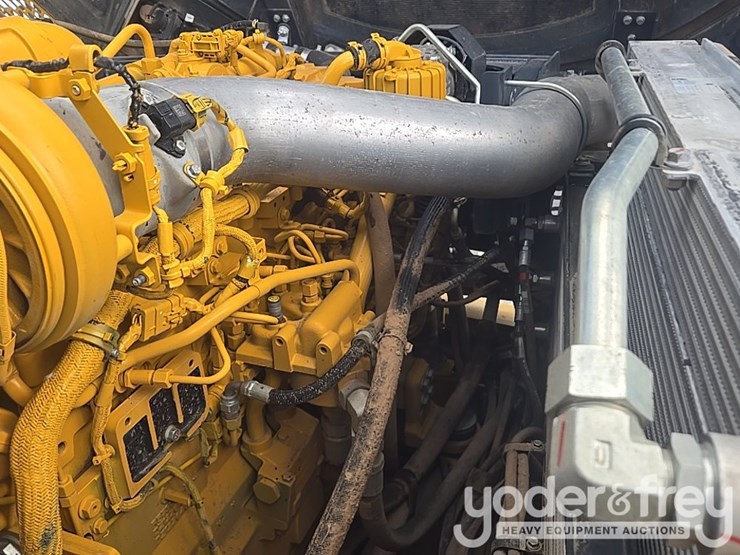 2023-deere-260e-image-47
