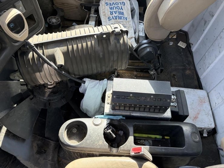 2009-auto-crane-8406h-image-36