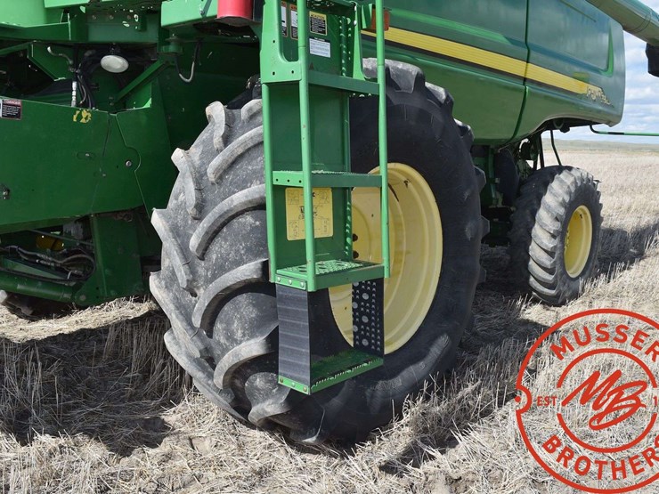2008-john-deere-9770-sts-image-23