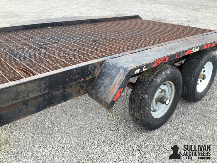 2013-utility-flatbed-image-20