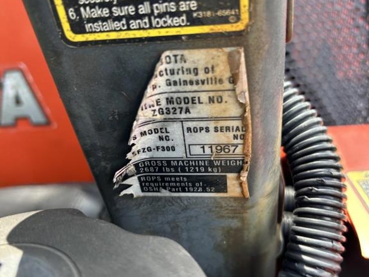 kubota-zg327-image-7