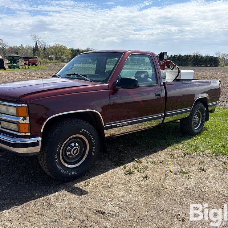 1997 Chevrolet C2500 2WD Pickup