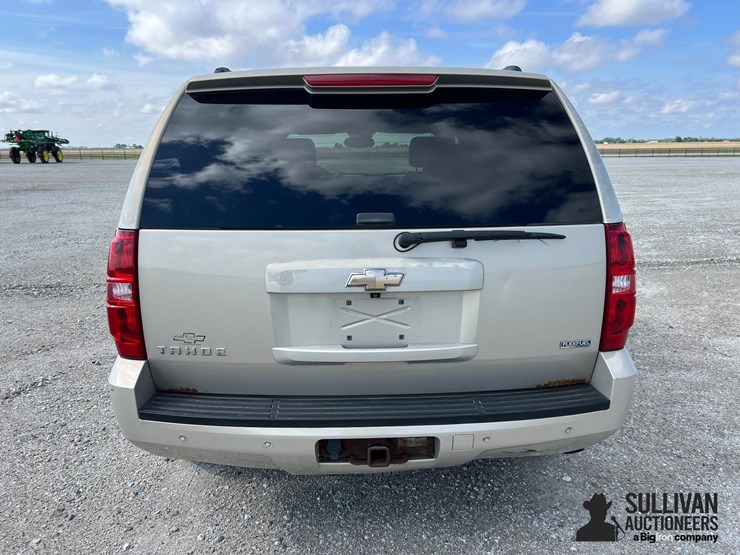 2008-chevrolet-tahoe-ltz-image-6