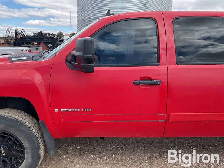 2008-chevrolet-silverado-2500-image-13