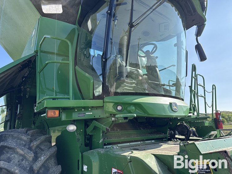 2017-john-deere-s680-image-10