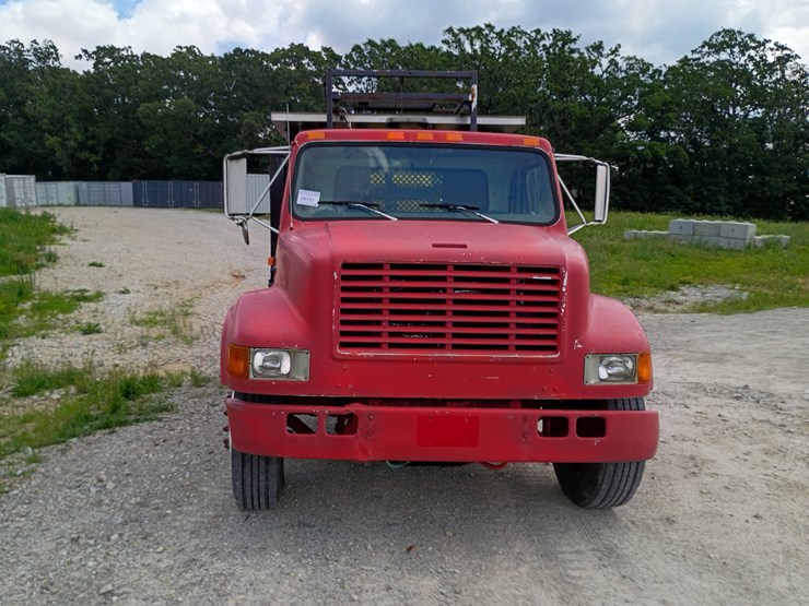 2000-international-4700-image-16