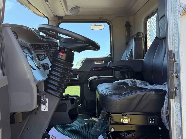2015-kenworth-c500-image-33