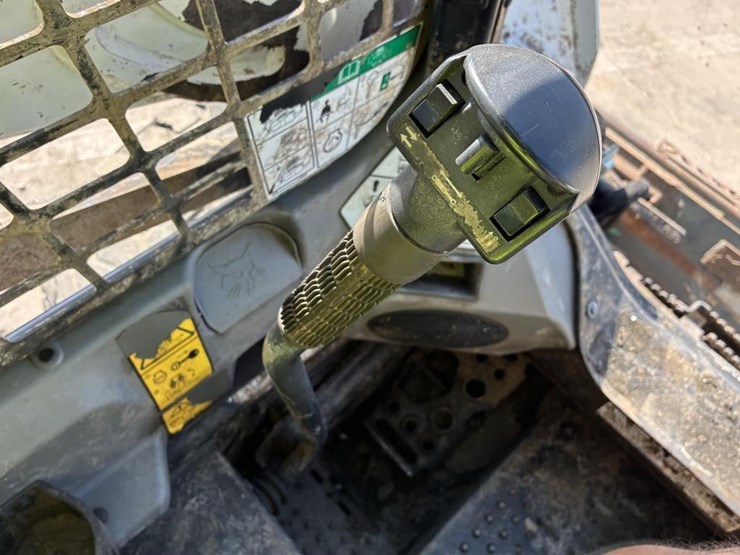2023-bobcat-s590-image-20