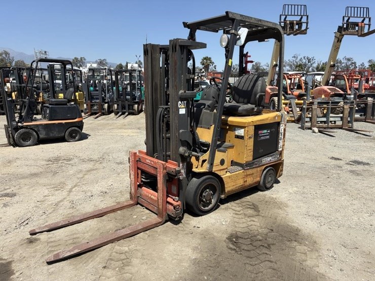 2005-caterpillar-ec18k-image-1