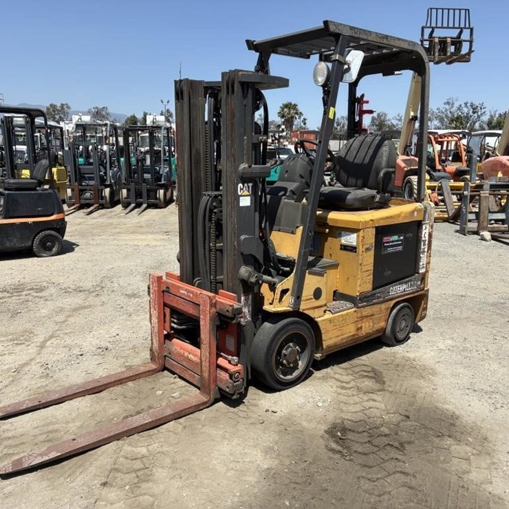 2005 CATERPILLAR EC18K
