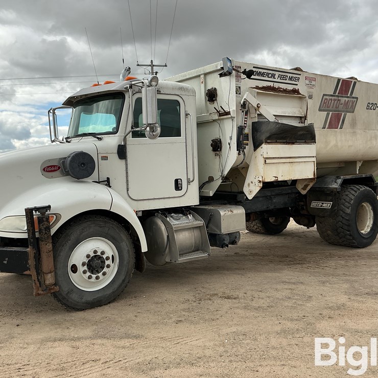 2015 PETERBILT 337