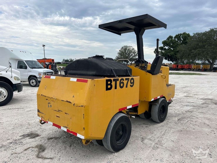 2000-bomag-bw11rh-image-3
