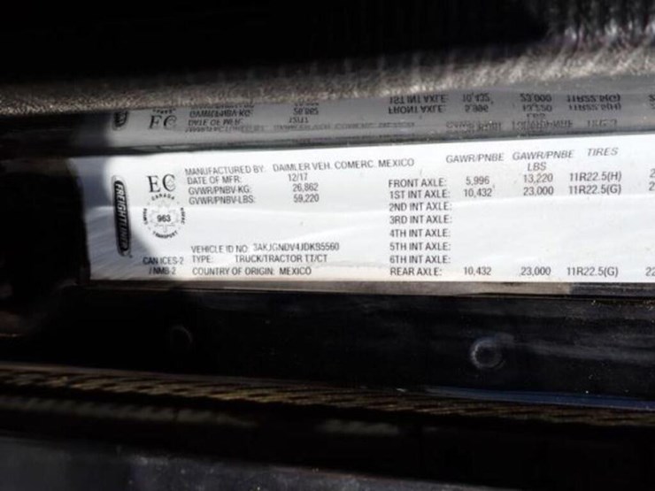 2018-freightliner-coronado-122-image-9