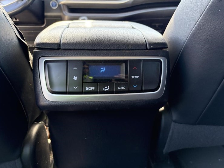 2017-toyota-highlander-image-16
