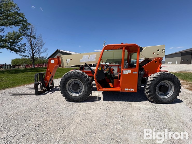 2005-jlg-g9-43a-image-8