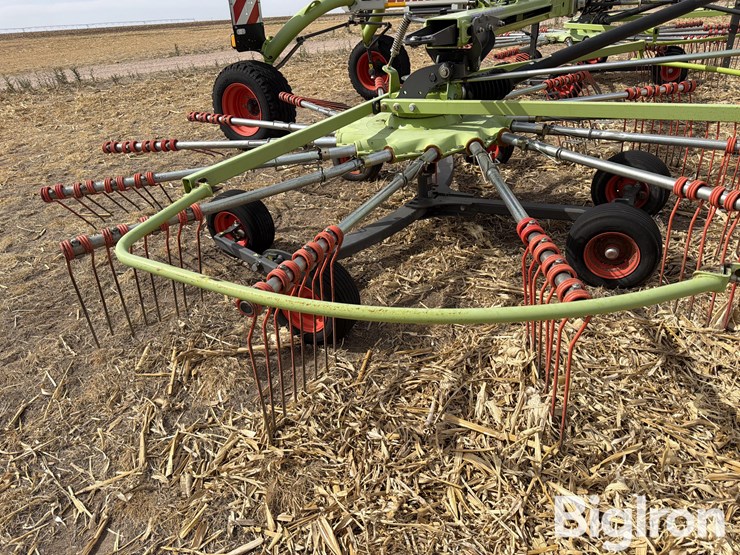2015-claas-liner-2900-image-19